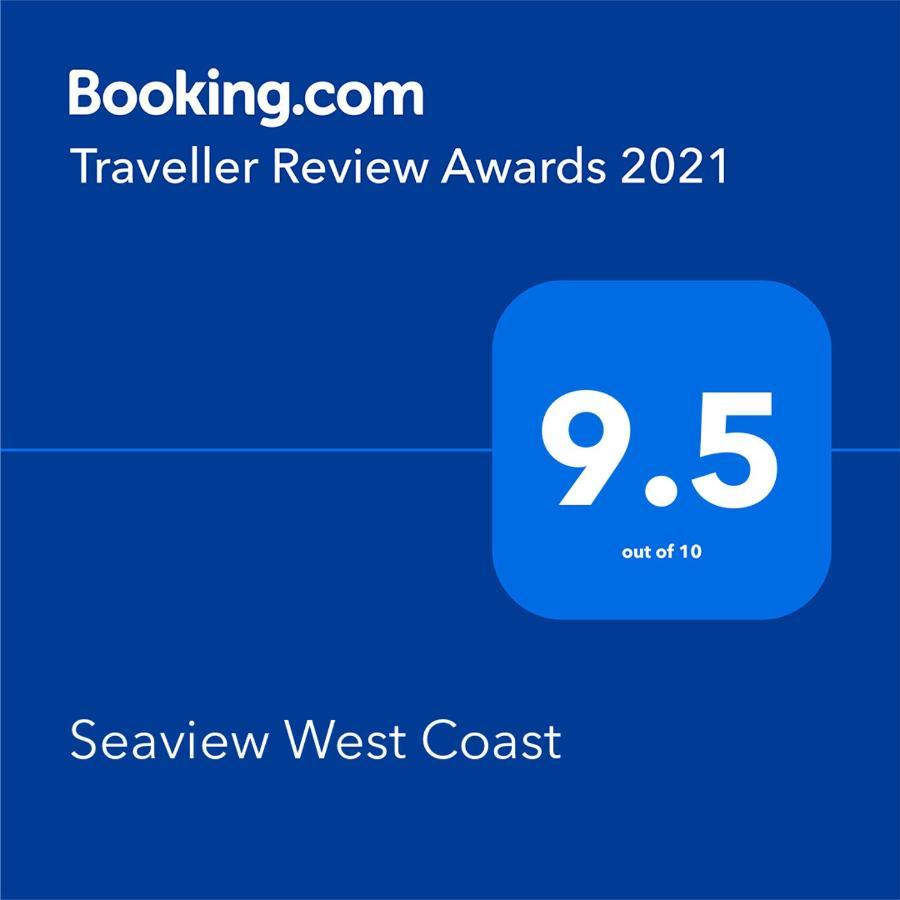 Seaview West Coast - Exceptional - 2 Bedrooms Sleeps 5 -Stunning Sea Views - 500 Metres To Beach Bournemouth Exteriör bild